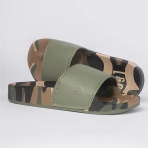 Size Junior 5  L&P Apparel NEW Camo Slide Sandals In Green And Brown